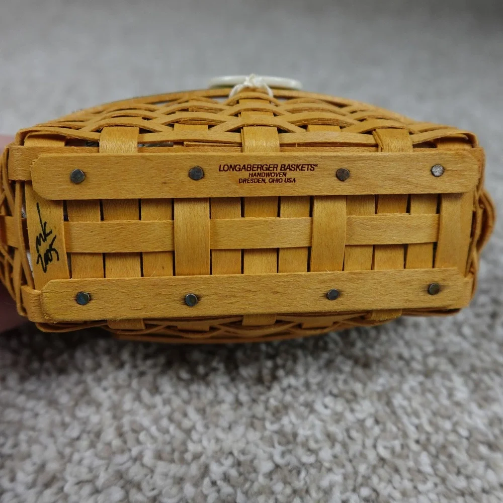 Longaberger 2005 Collectors Club May Series Miniature Peony Basket Set Boxed